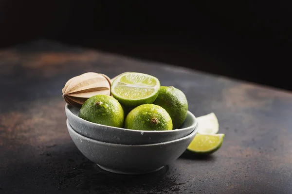 Fresh green limes — Stock Photo, Image