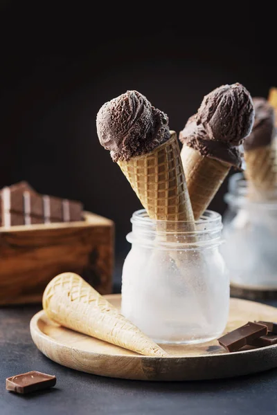 맛있는 초콜릿 아이스크림 선택적 이미지 — 스톡 사진