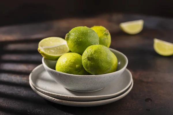 Fresh Green Limes Strong Summer Light Selective Focus Image — Stock Photo, Image