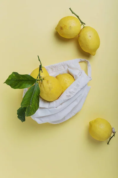 Concepto Alimento Biológico Saludable Cero Residuos Limones Biológicos Frescos Con — Foto de Stock