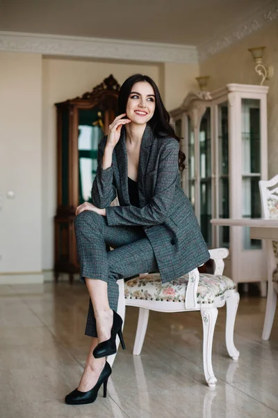 Young Beautiful Fashion Model Woman Gray Strict Vintage Suit Sits — Stock Photo, Image