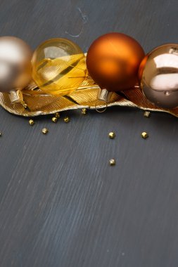 Chhristmas kırmızı, altın ve beyaz dekorasyon