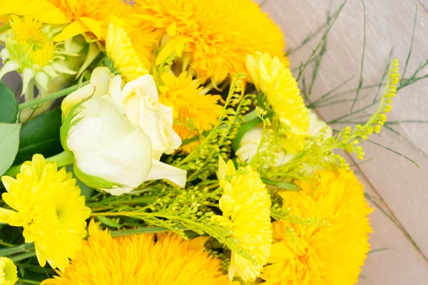 Bouquet d'automne jaune — Photo