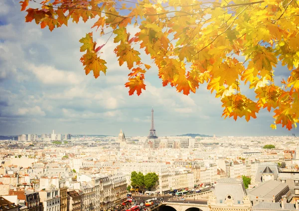 Skyline av Paris med eiffeltorn — Stockfoto
