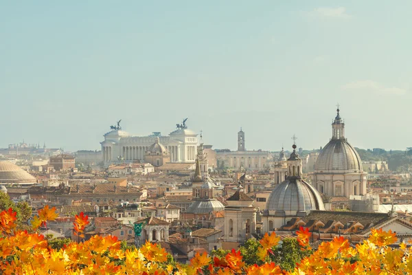 ローマ、イタリアのスカイライン — ストック写真