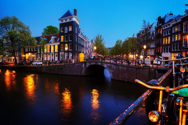 Casas de Amesterdão, Países Baixos — Fotografia de Stock