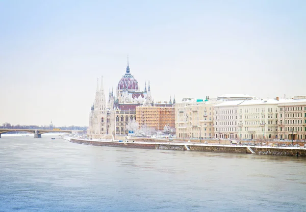 ブダペストの議会 — ストック写真