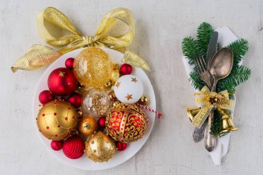 Noel akşam yemeği çatal bıçak takımı