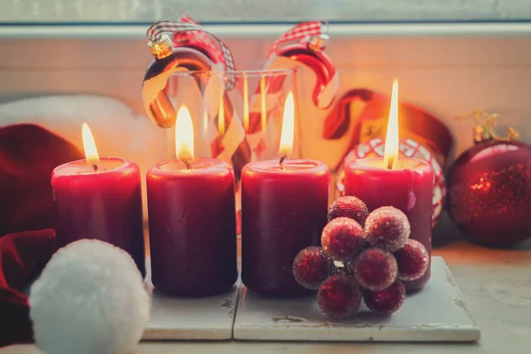 Cena de Natal com luz ardente — Fotografia de Stock