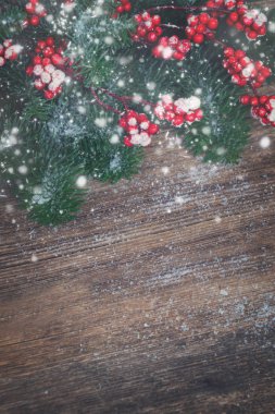 kırmızı ve beyaz noeller