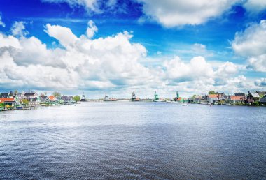 Hollanda rüzgar değirmenleri