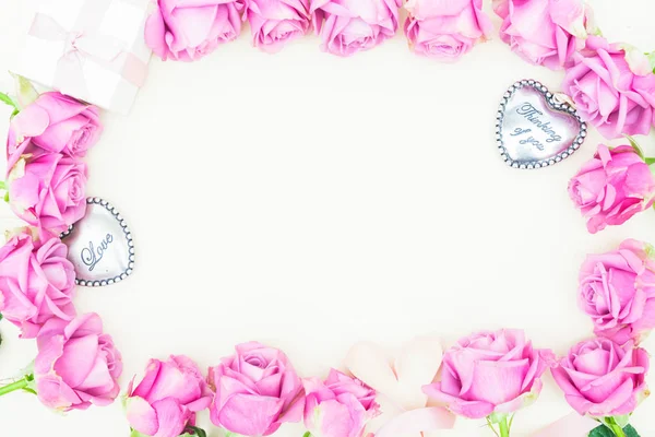 Walentynki Fioletowych róż — Zdjęcie stockowe