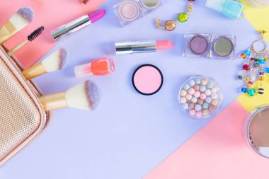 Renkli makyaj sahnesi