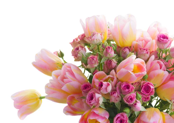 Boeket tulpen en rozen — Stockfoto