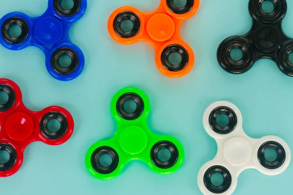 Kıpır spinner, popüler rahatlatıcı oyuncak, genel tasarım — Stok fotoğraf