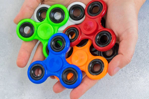 Fidget spinner, juguete relajante popular, diseño genérico — Foto de Stock