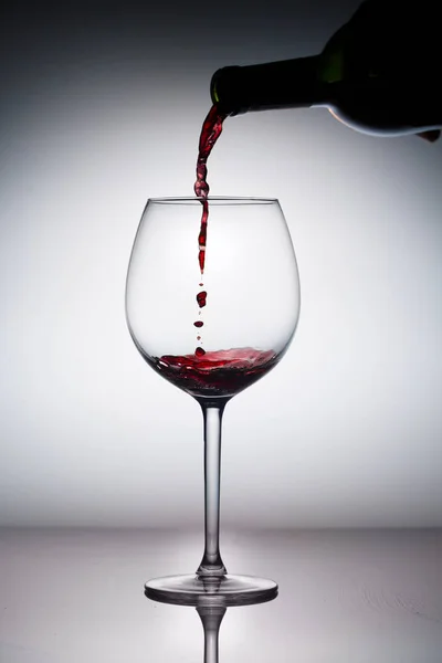 Copo de vinho tinto — Fotografia de Stock