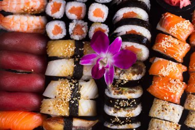 Japon suşi tabağı.
