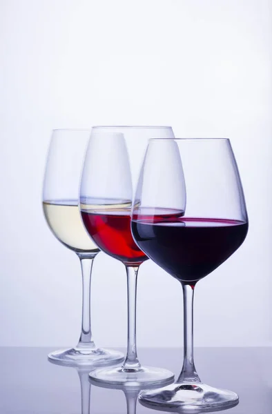 Set di bicchieri con vino — Foto Stock