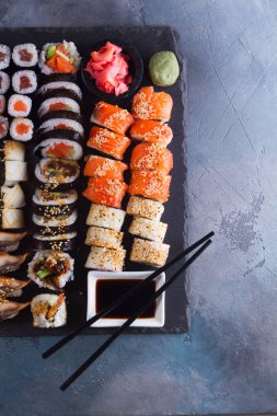 Japon suşi tabağı.