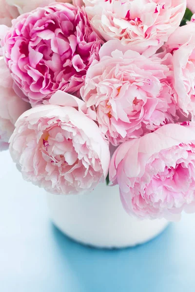 Růžové květinové pozadí — Stock fotografie
