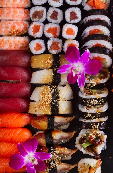 Plato de sushi japonés — Foto de Stock