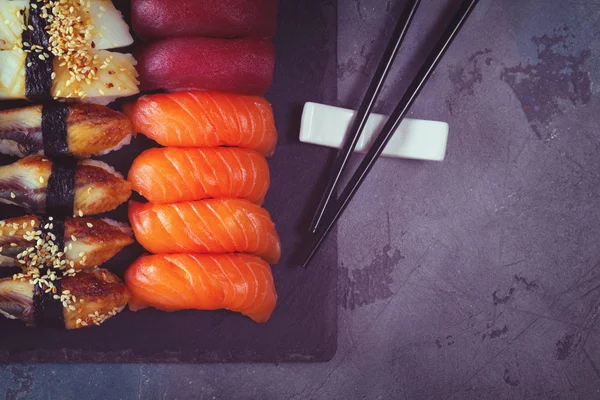 Japon suşi tabağı.