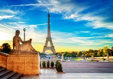 Eiffel turu ve Trocadero, Paris 'ten