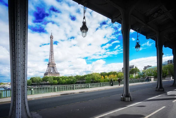 Eiffeltocht over de Seine — Stockfoto