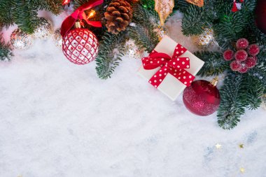 Kar ile Noel sahne