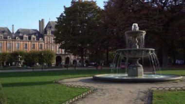 Place de Vosges, Paris