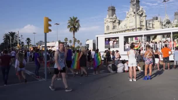 Parada de orgulho em Barcelona — Vídeo de Stock