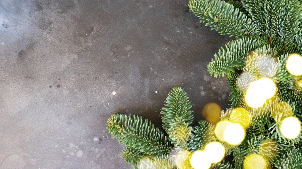 Fondo de Navidad con árbol siempreverde — Foto de Stock