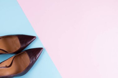 zarif yüksek topuk ayakkabı