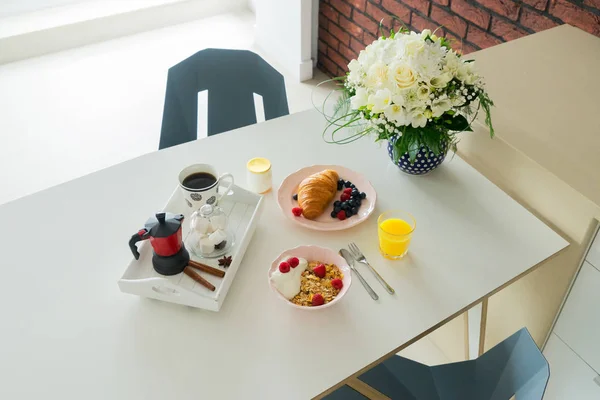 Cereles ile Kahvaltı — Stok fotoğraf