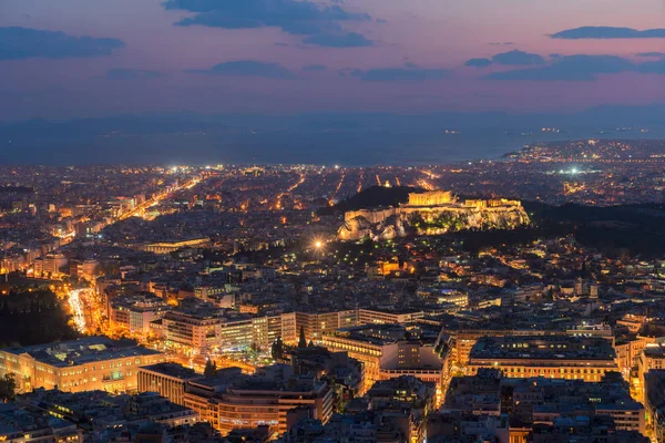 Stadtbild von Athen bei Nacht, Griechenland — Stockfoto