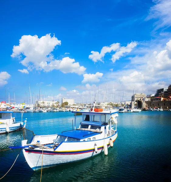 Antigo porto de Heraklion, Creta, Grécia — Fotografia de Stock