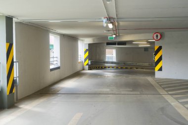 yeraltı otoparkı