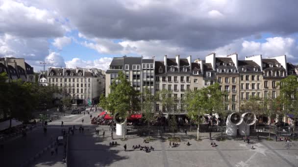 Praça de Georges Pompidou, Paris — Vídeo de Stock