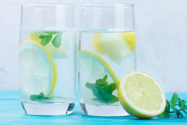 Bebida casera de limonada —  Fotos de Stock