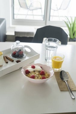 Cereles ile Kahvaltı