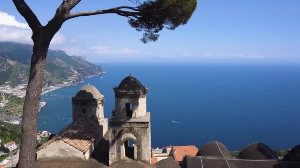 Vesnice Ravello, Amalfi pobřeží Itálie — Stock video