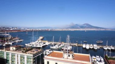 Napoli ve Vezüv volkanı, İtalya