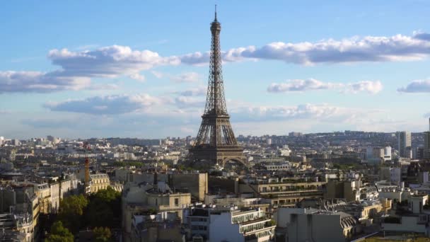 Tour eiffel y paisaje urbano de París — Vídeo de stock