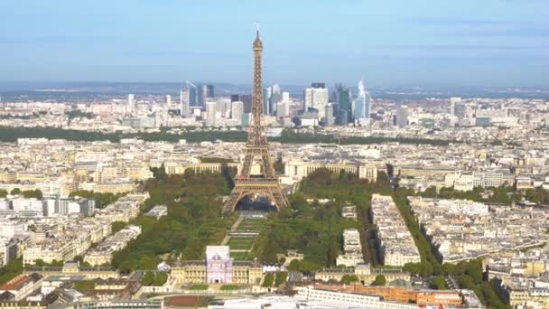 Eiffel-torony és párizsi városkép