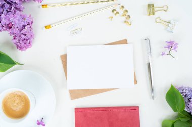 Üst görünüm ev ofis çalışma alanı