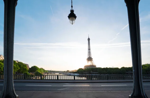 Eiffeltocht over de Seine — Stockfoto