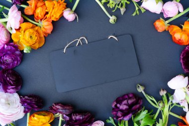 Çiçeklerin düz konumu