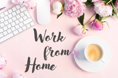Üst görünüm ev ofis çalışma alanı