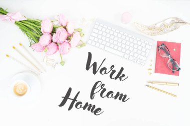 Üst görünüm ev ofis çalışma alanı